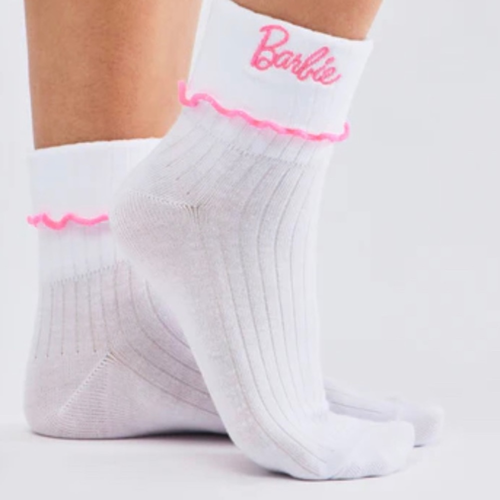 Barbie, Sock Capris, Ruffle Ripple Trim. 1 pair . NWT !